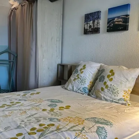 아파트 Bright Near And Center