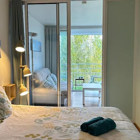 Apartment Bright Near And Center